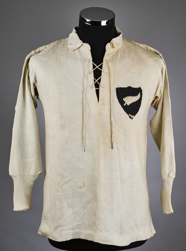 Lot 85 White All Blacks Shirt Credit Graham Budd Auctions.1