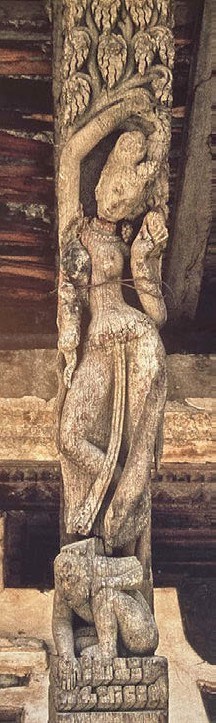 Shalabhanjika Yakshi strut