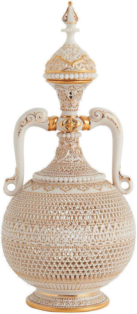 George Owen Royal Worcester finialled covered vase