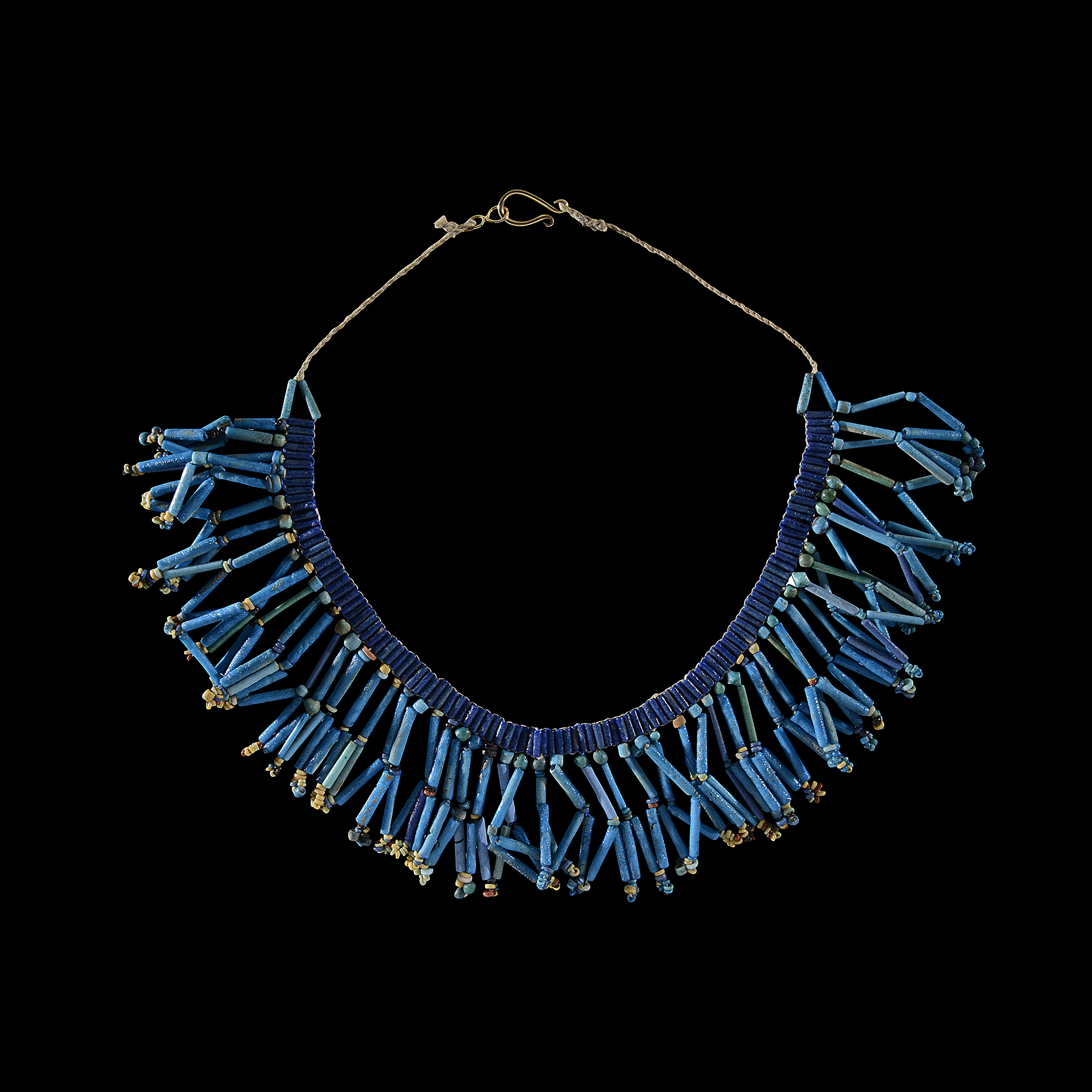 DD2670 Collar Necklace