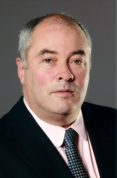 2197-NE-Tim Goodman Portrait shot.jpg