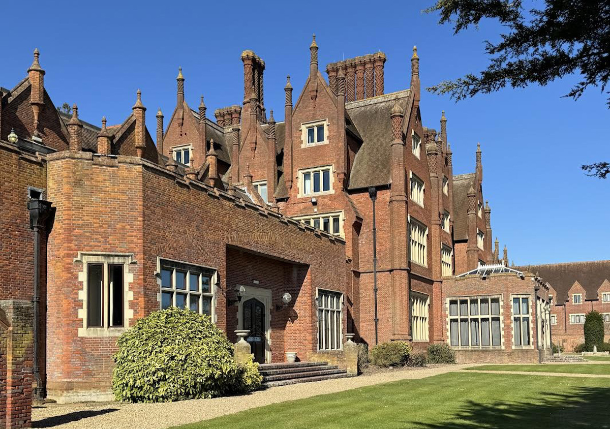 Dunston Hall