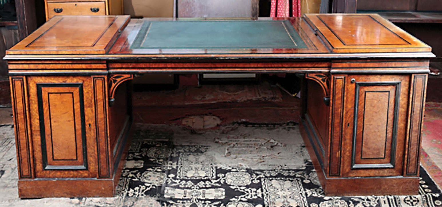 Bullock desk