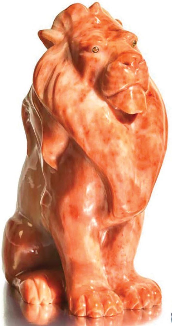 Aventurine quartz model of a lion