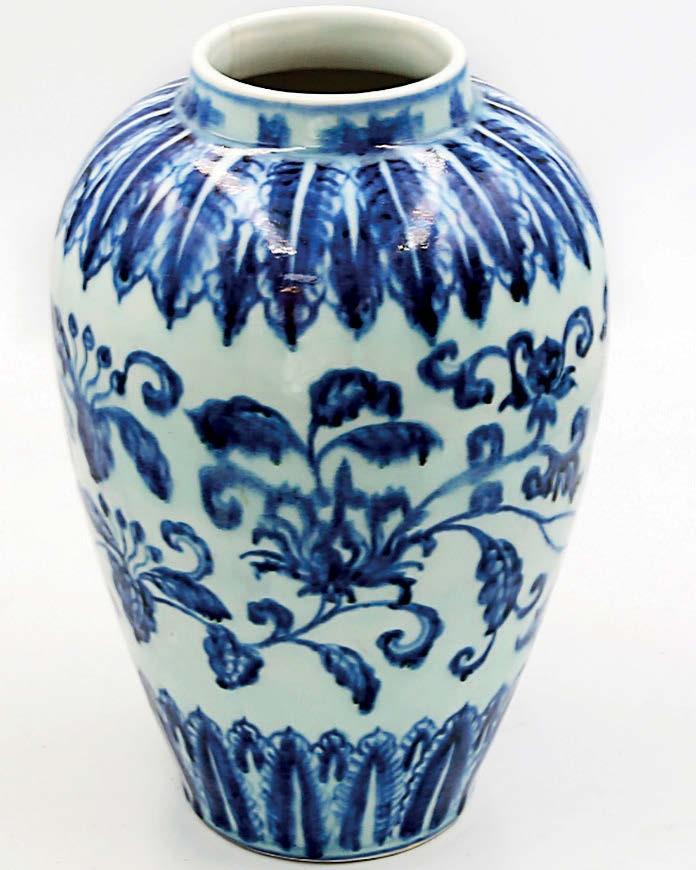Lawyer’s vase ruled to be worth 1000 times estimate
