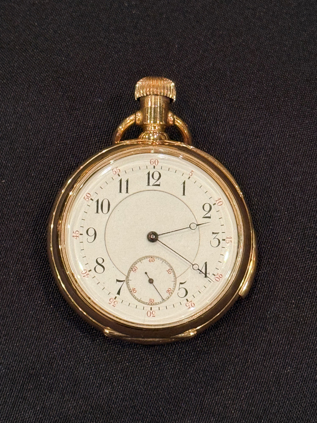 18ct gold pocket watch