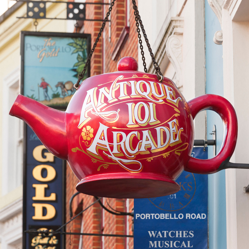 Red teapot sign