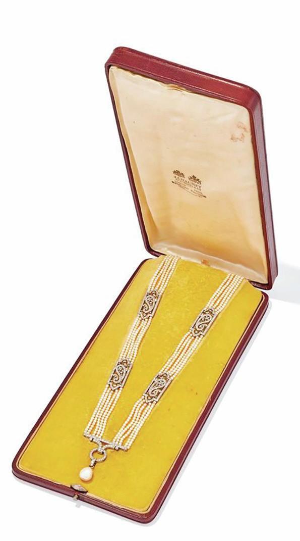 Chaumet pearl and diamond sautoir