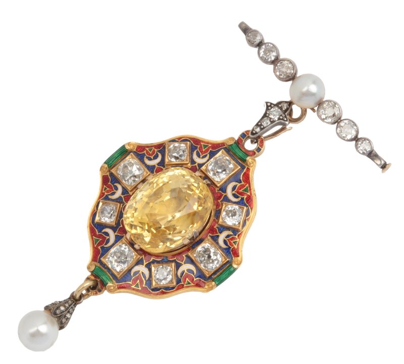 'Holbeinesque' brooch