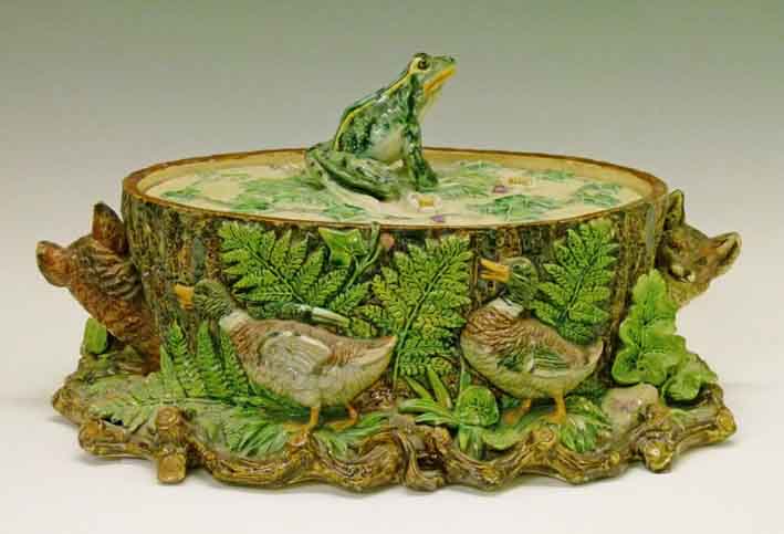 15-11-30-2218NE02A majolica auction.jpg