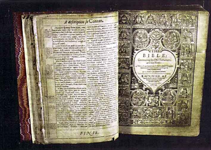 14-07-09-2149NE03A King James Bible.jpg
