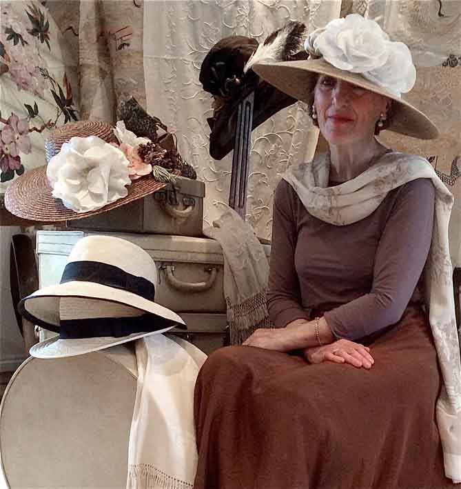 14-06-13-2146FM01D vintage hats.jpg