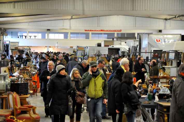 14-03-07-2131FM01C Montpellier antique fair.jpg