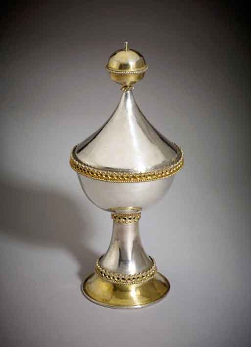 14-01-07-2123NE04A Lacock Cup.jpg