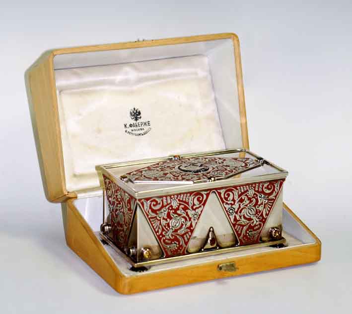 14-10-21-2163NE01A Faberge silver.jpg