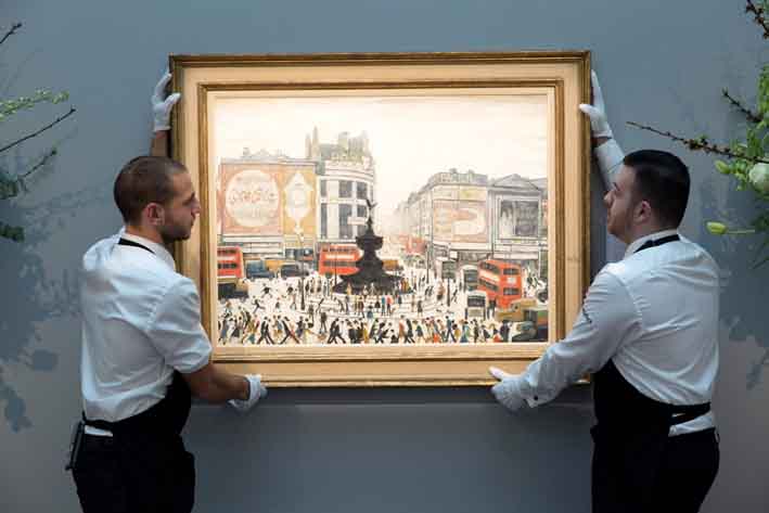 14-03-28-2135NE03X Lowry Piccadilly.jpg