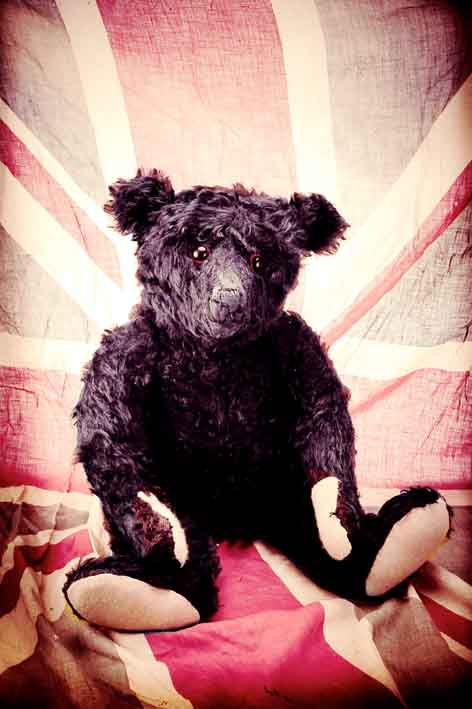 14-07-04-2149AR01A Steiff bear.jpg