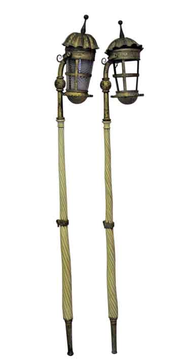 13-09-17-2108NE01A antique lanterns.jpg