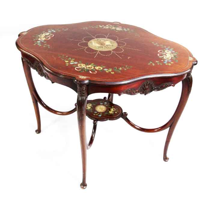 13-04-30-2089NE01A Edwardian mahogany table.jpg