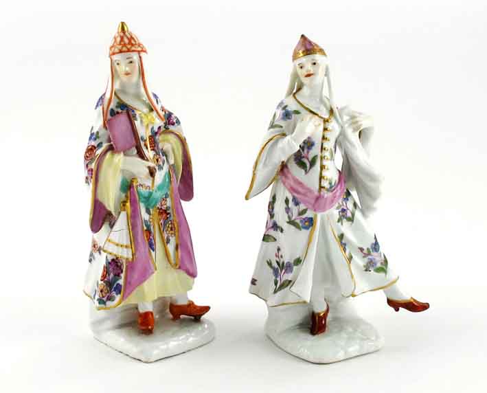 13-04-22-2088NE06A Meissen figures.jpg
