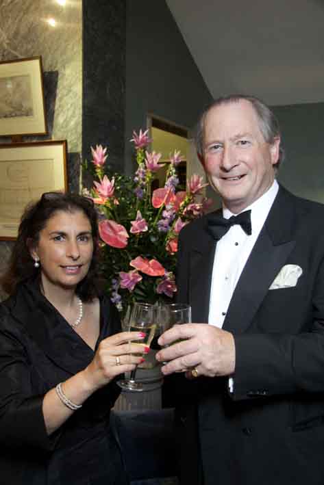 13-07-08-2099NE07A Paul Viney Helen Carless.jpg