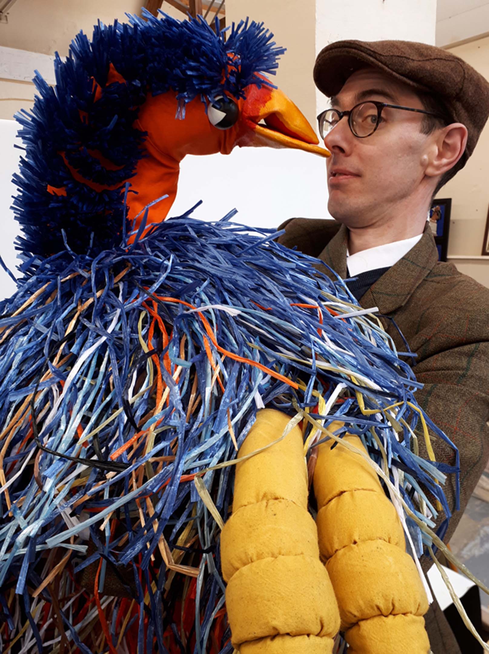 Richard Edmonds and Emu 1.jpg