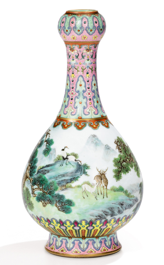 Imperial Qianlong yangcai famille-rose porcelain vase