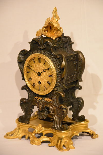 Clock.jpg (1)