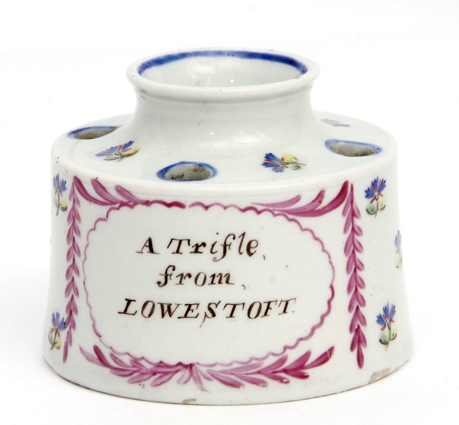 Lowestoft porcelain