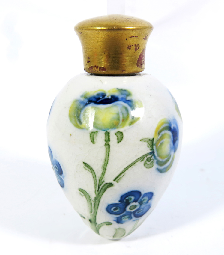 Moorcoft ‘Blue Poppy’ scent bottle