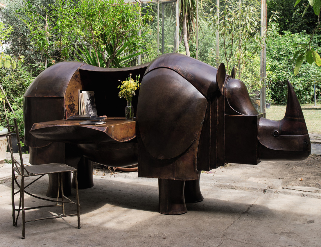 François-Xavier Lalanne’s ‘Rhinocrétaire’ (Rhinodesk)