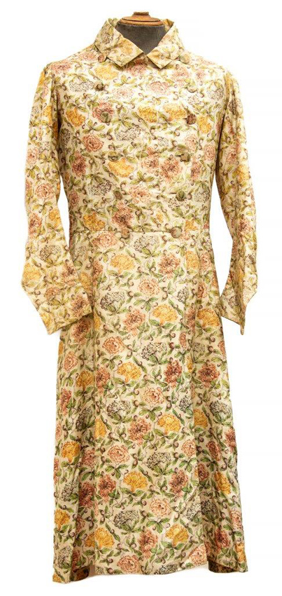Prince Albert Dressing Robe - credit Hansons.jpg