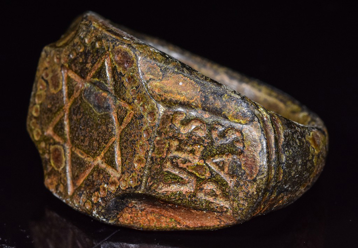 Roman-Jewish bronze ring
