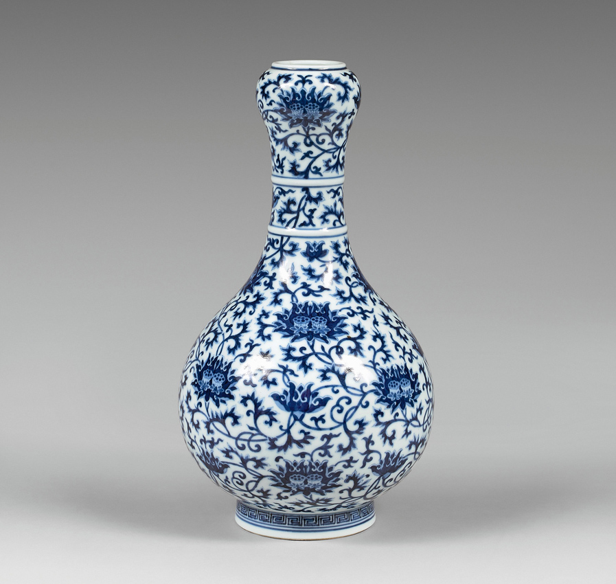 Chinese porcelain vase