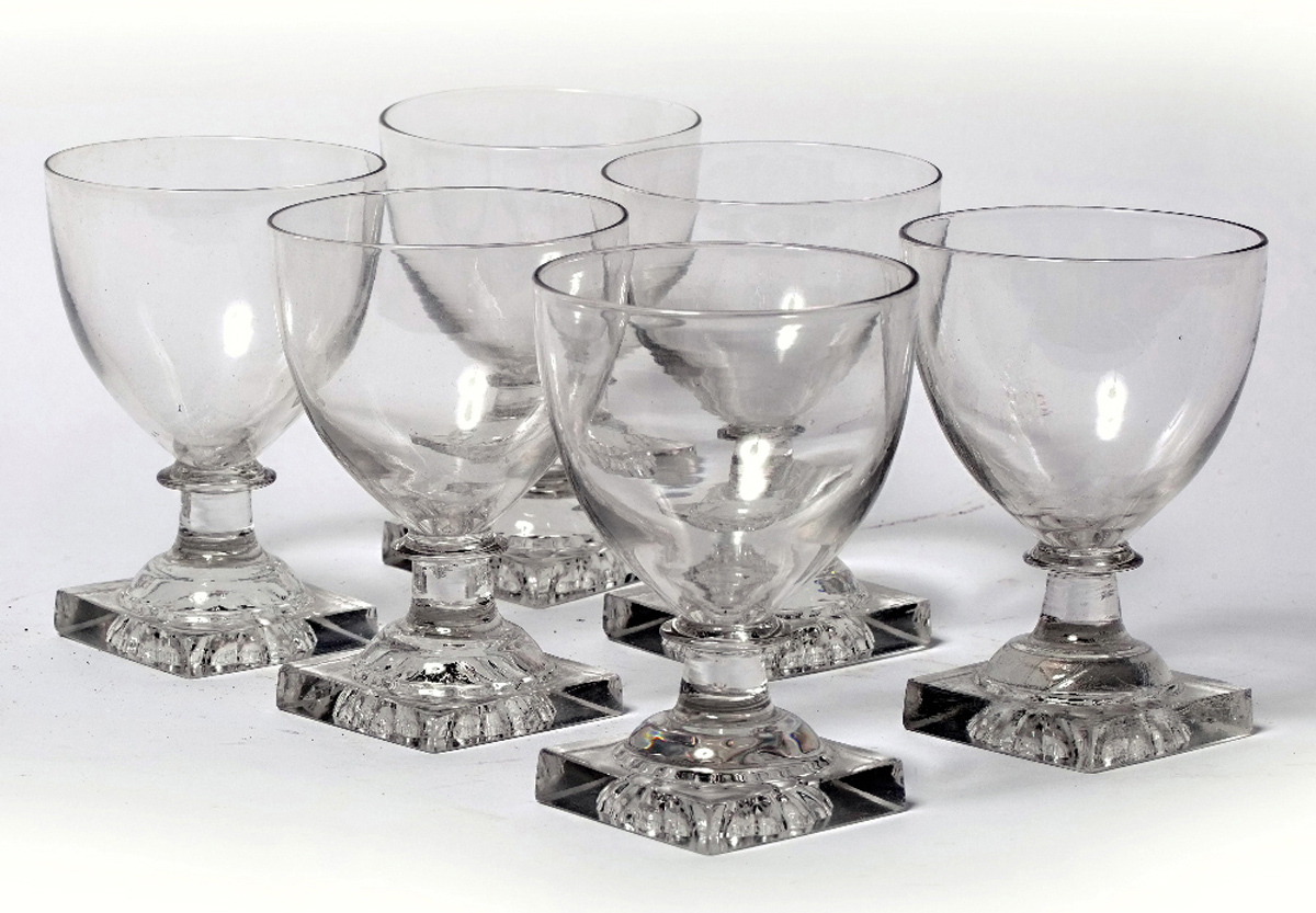 ‘Lemon squeezer’ rummers