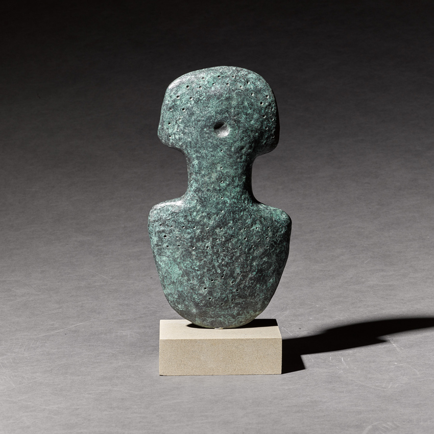 ‘Venus’, a bronze by William Turnbull
