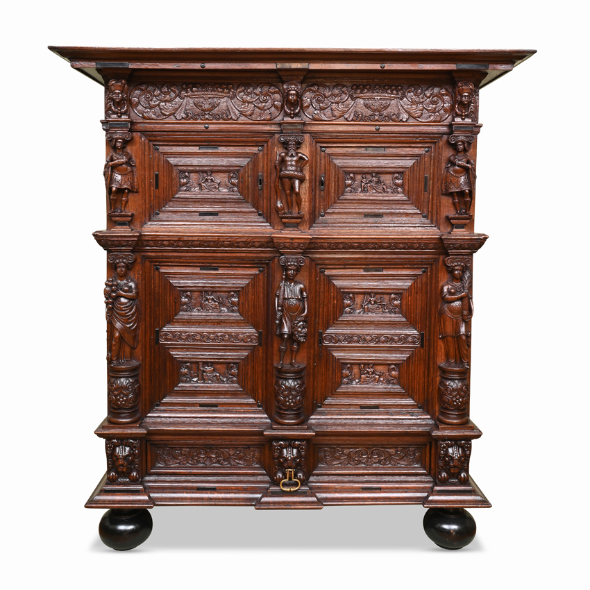 Dutch ‘beeldenkast’ (cupboard)