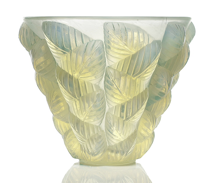 Lalique Moissac opalescent vase