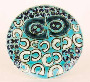 Poole Pottery Studio dish