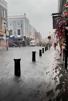 Portobello Road area flooding