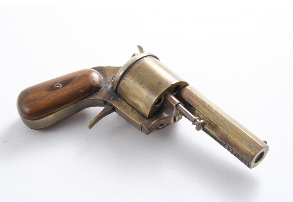 Vesta case and cigar cutter