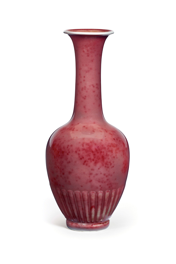 Chrysanthemum vase from the Metropolitan Museum of Art in New York