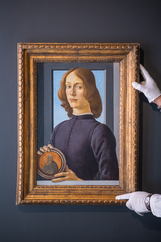 Sandro Botticelli ‘Young Man Holding a Roundel’