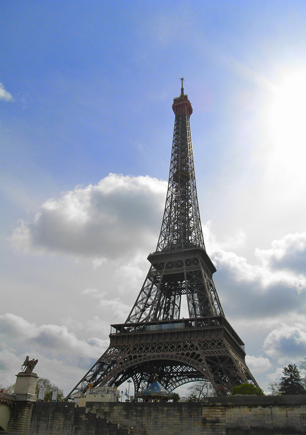 La tour Eiffel vu de la Seine 2248NE A 20-06-16 courtesy of Alliot Brigitte.jpg