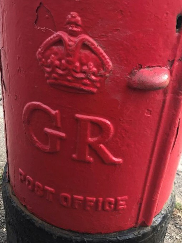 Pillar box