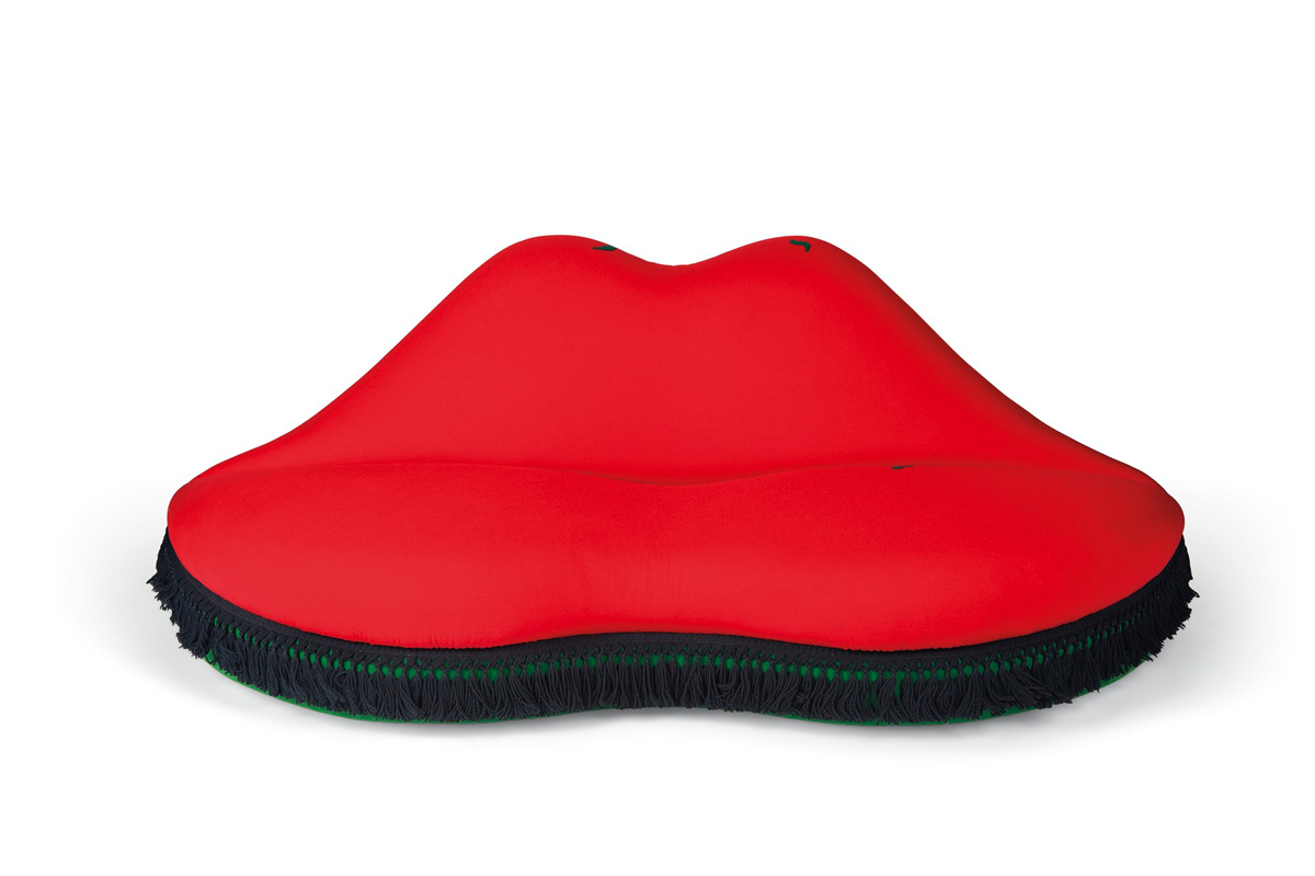 Dali's Mae West lip