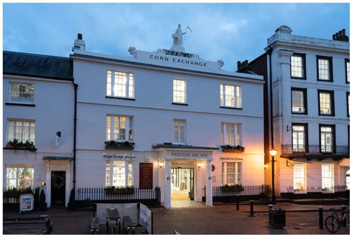 Pantiles Arcade