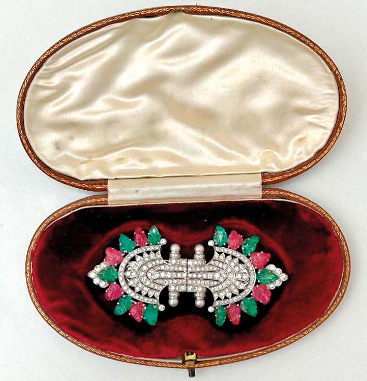 Art Deco brooch