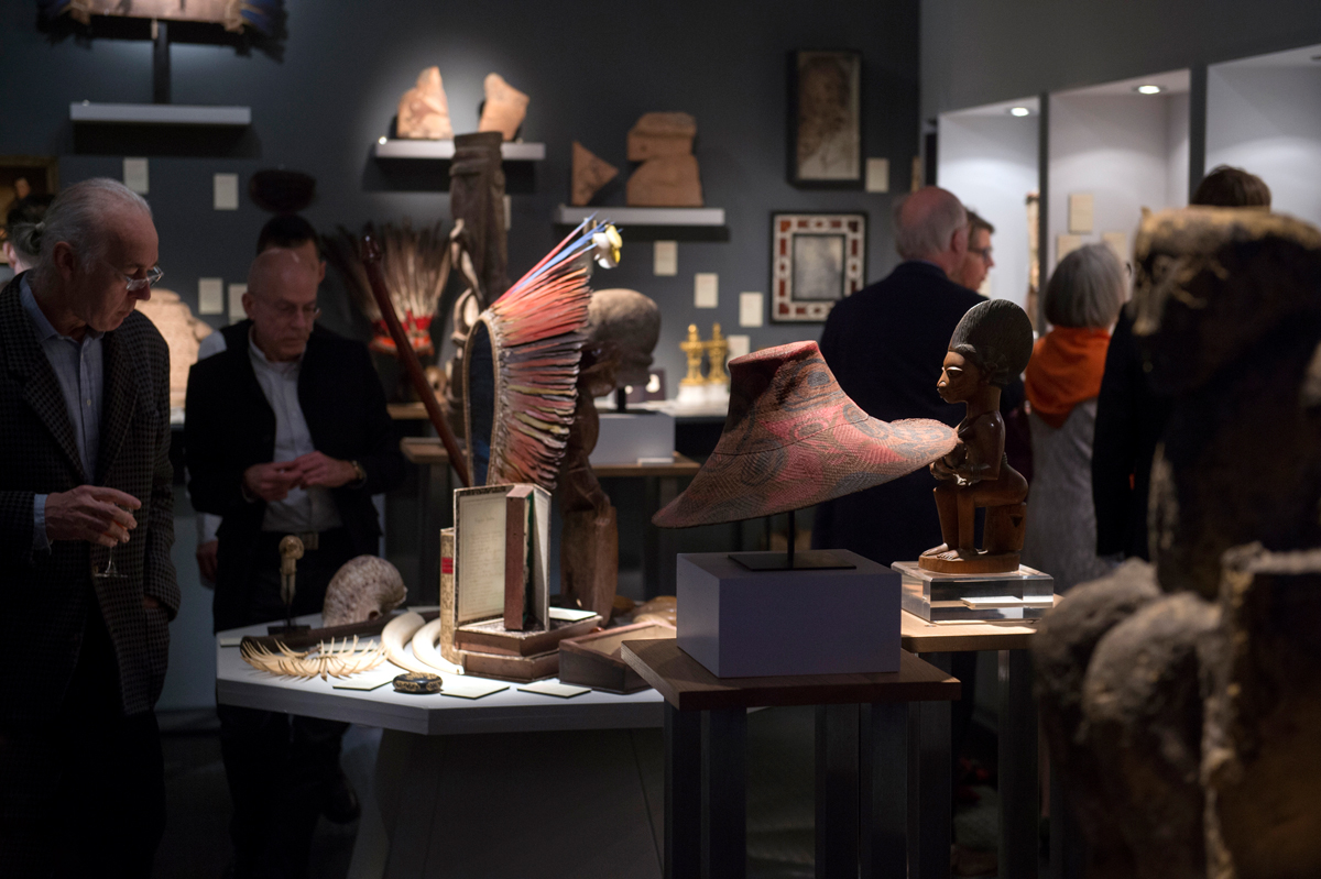 London dealers Finch and Co stand at BRAFA