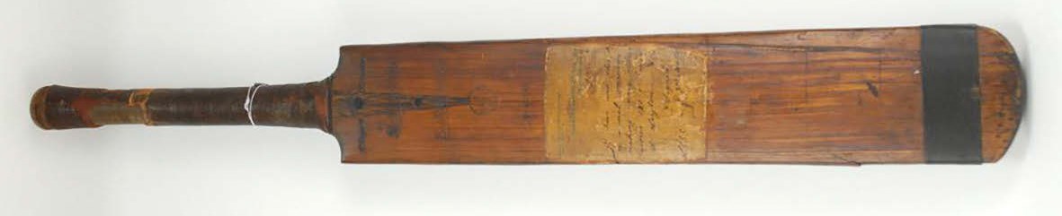 Cricket bat